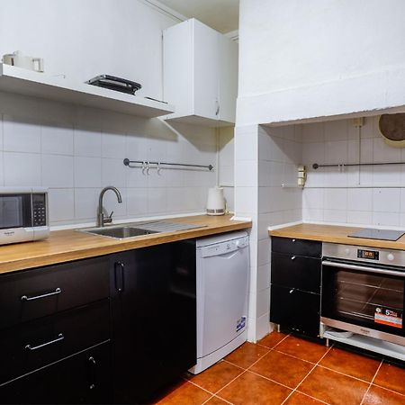 Lovely Apt In Bairro Alto Lisbona Esterno foto