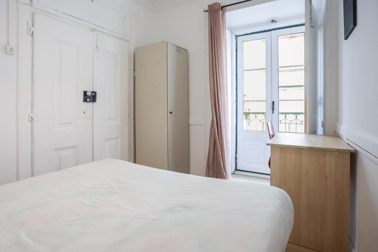 Lovely Apt In Bairro Alto Lisbona Esterno foto