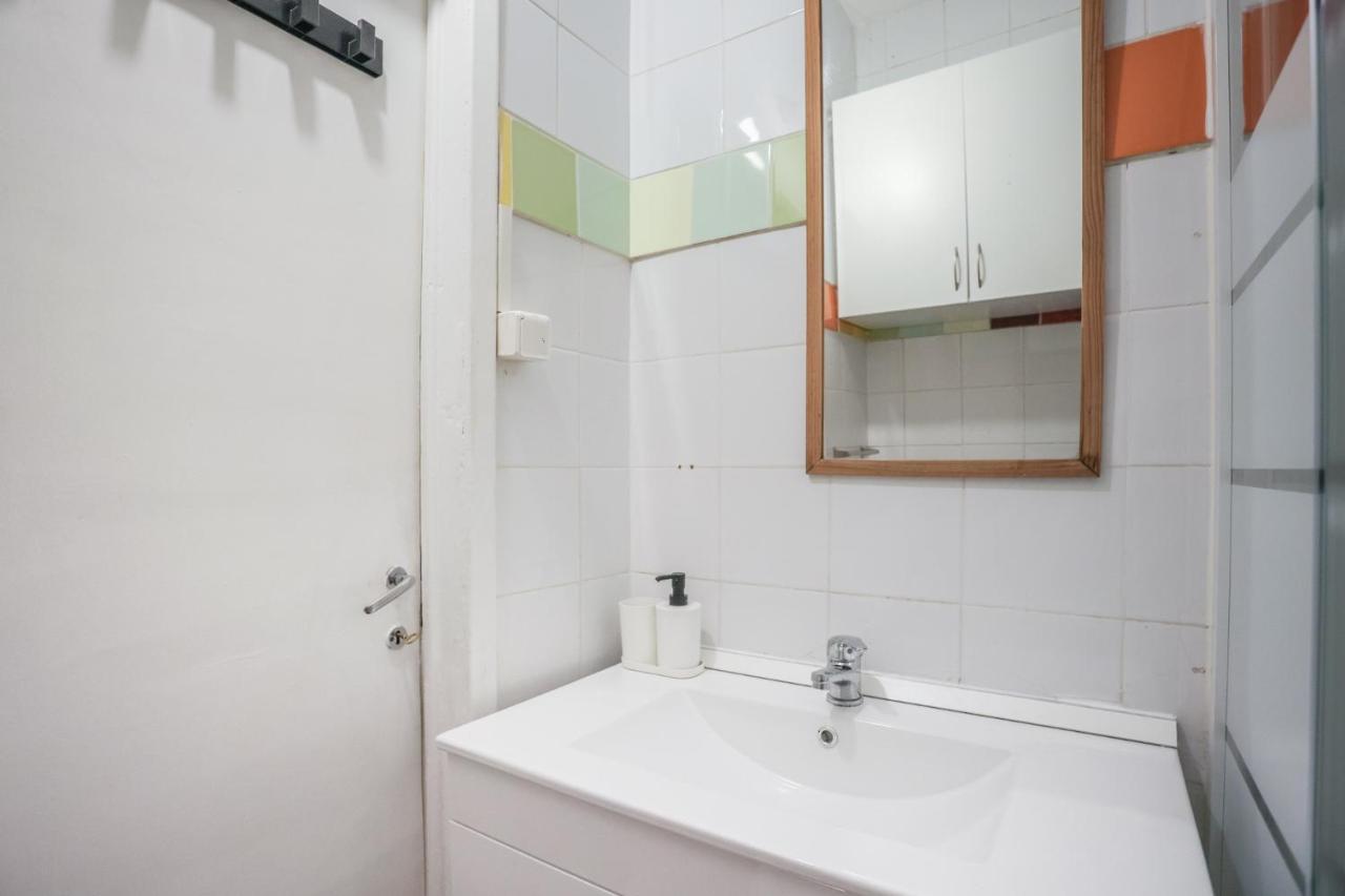 Lovely Apt In Bairro Alto Lisbona Esterno foto