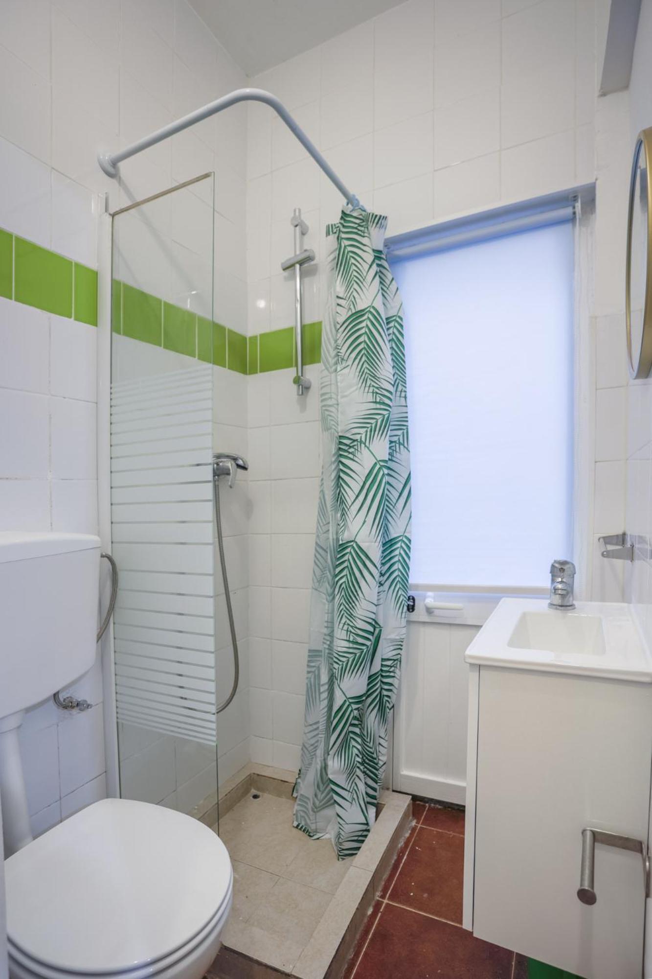 Lovely Apt In Bairro Alto Lisbona Esterno foto