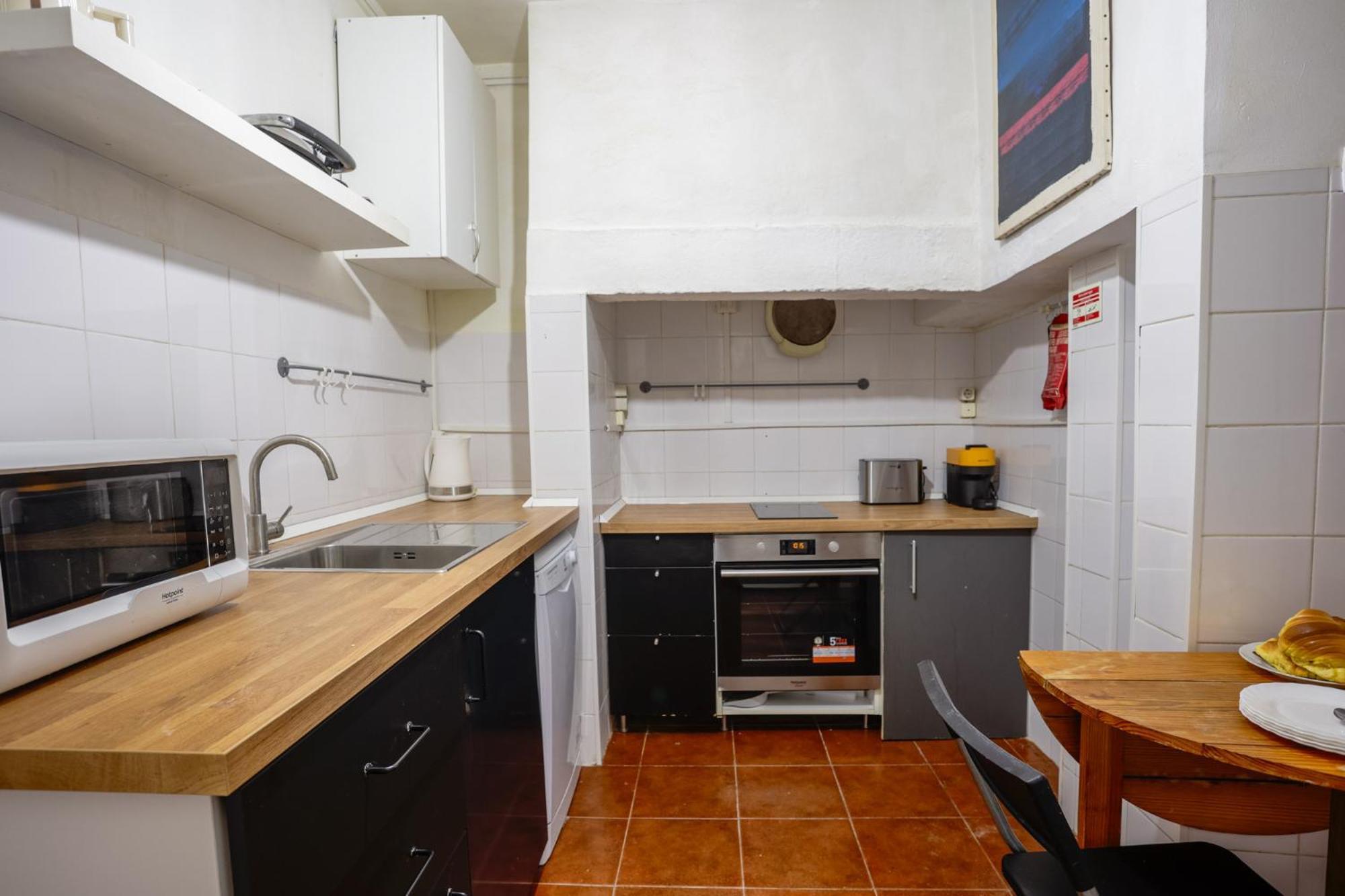 Lovely Apt In Bairro Alto Lisbona Esterno foto